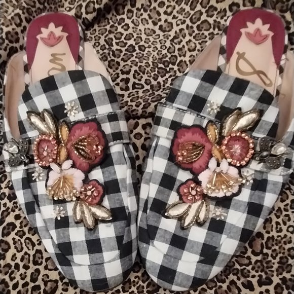 Sam Edelman Shoes - 2723 Size 7.5 Sam Edelman Black And White Embellished Slides